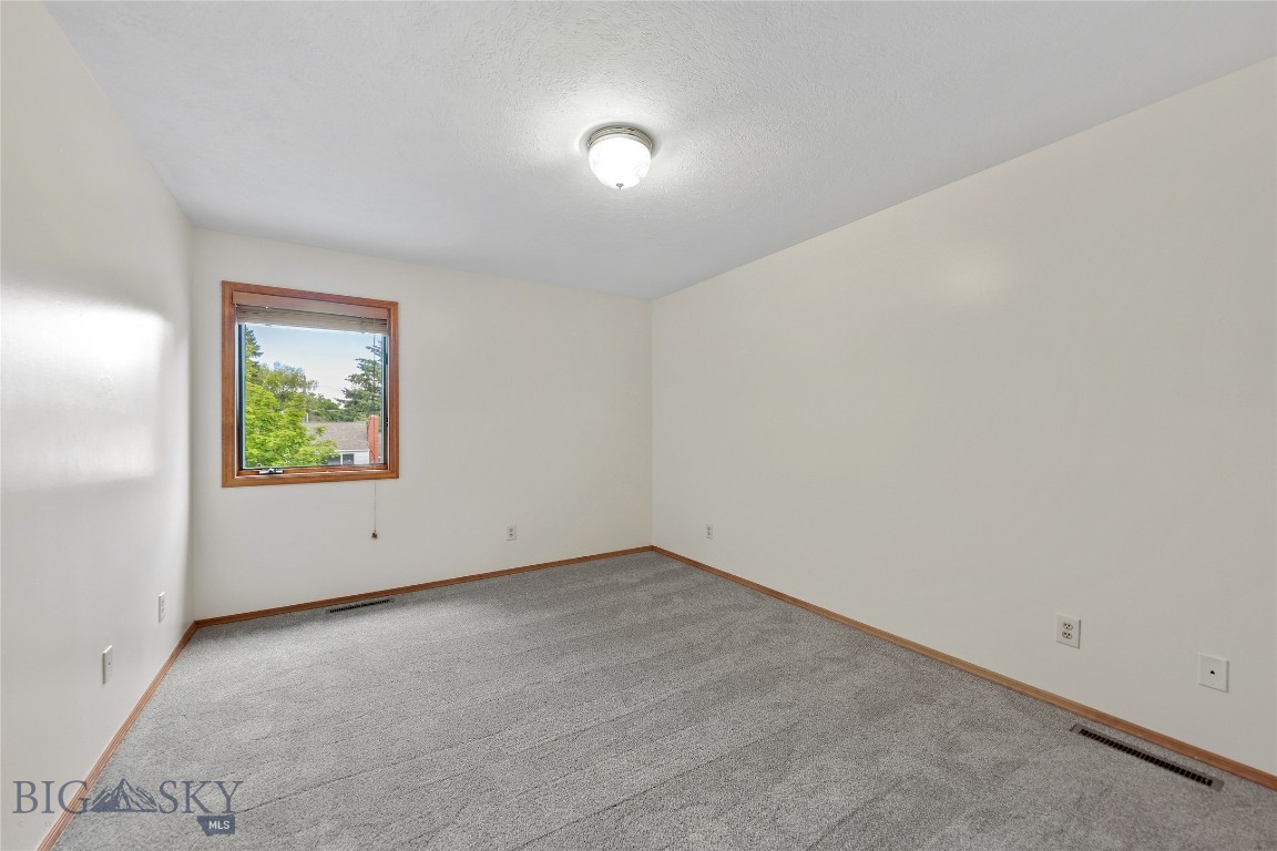 Willow Creek Condo - Residential