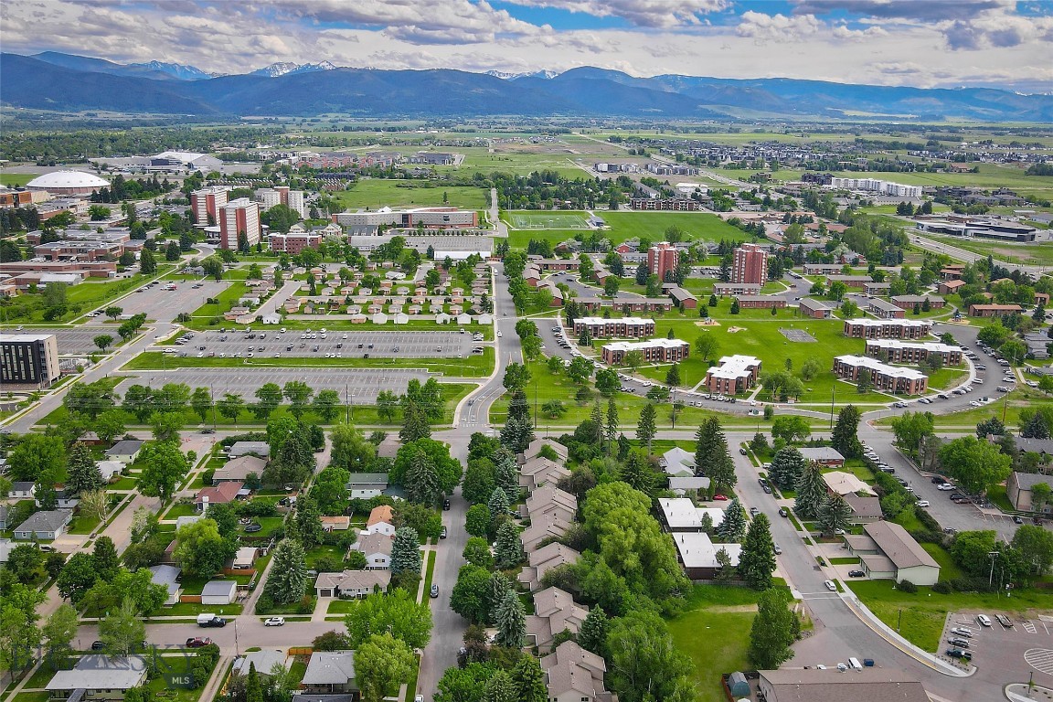 Willow Creek Condo - Residential