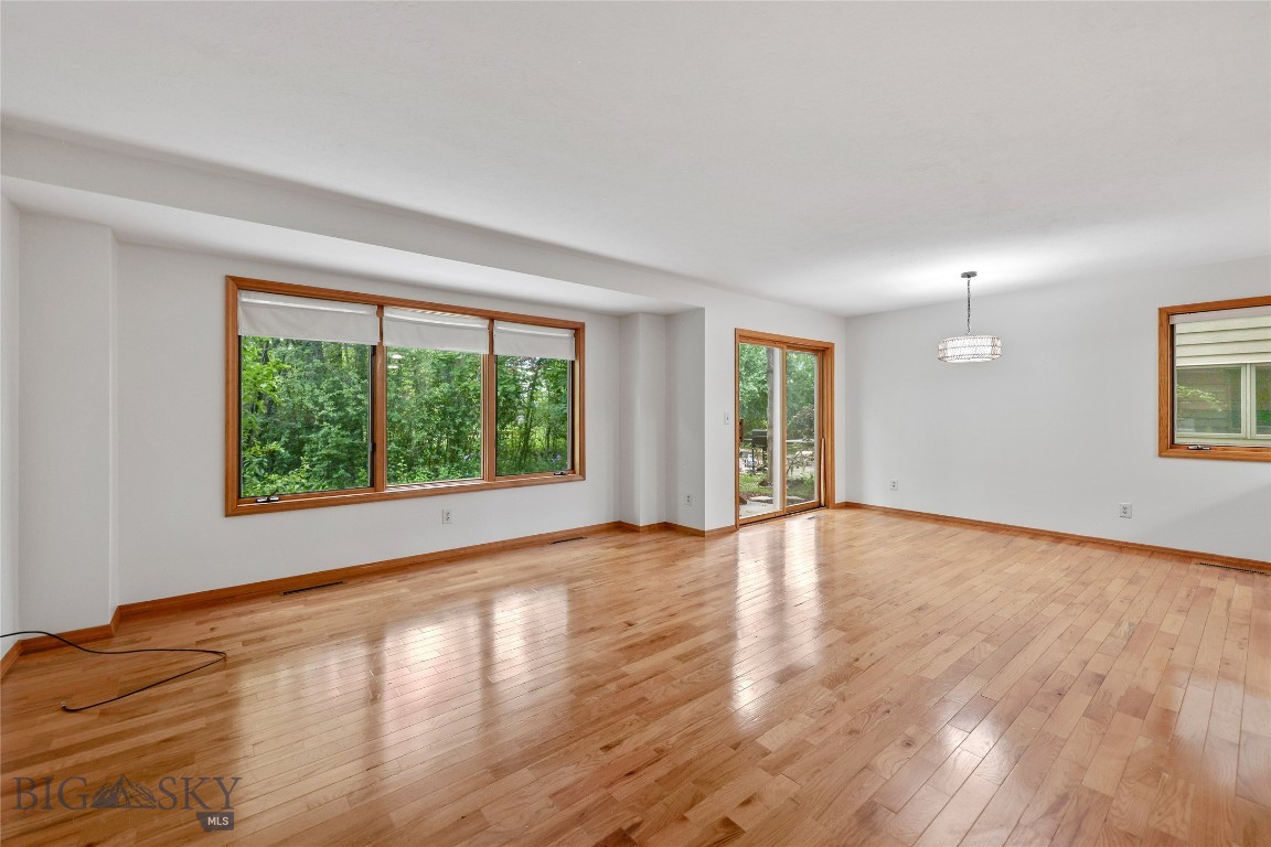 Willow Creek Condo - Residential