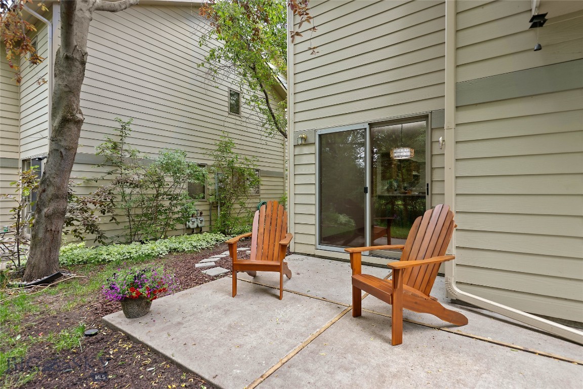 Willow Creek Condo - Residential