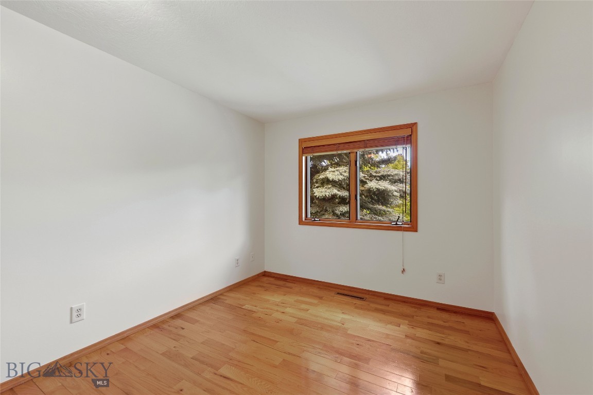 Willow Creek Condo - Residential