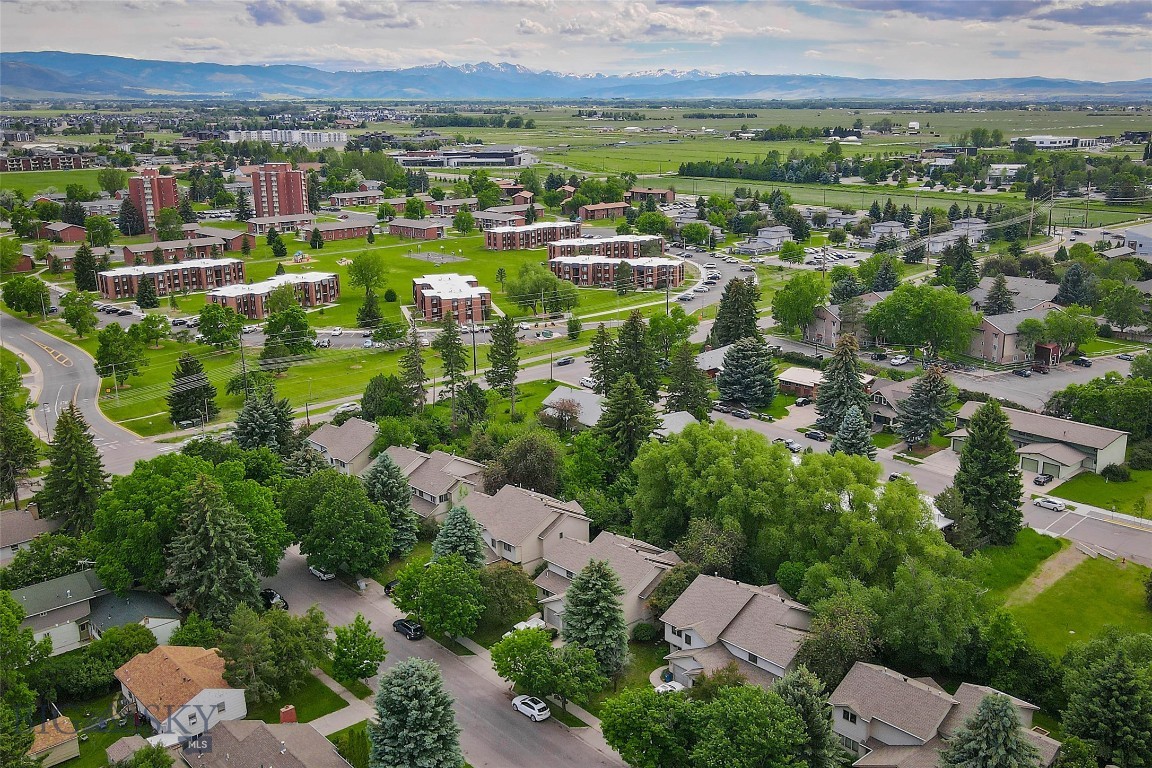Willow Creek Condo - Residential