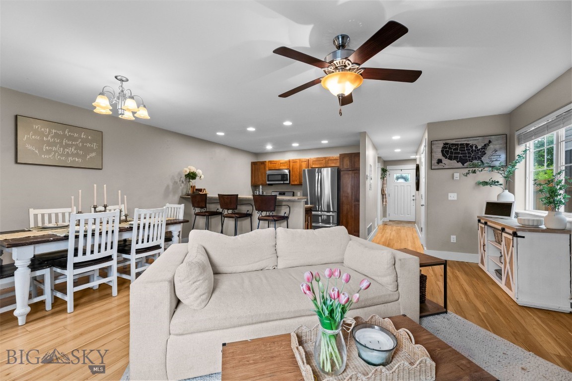 Oak Springs - Residential