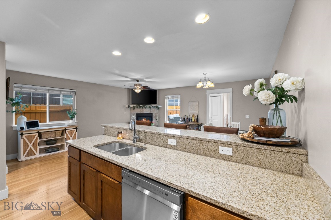 Oak Springs - Residential