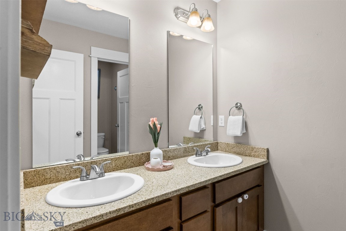 Oak Springs - Residential