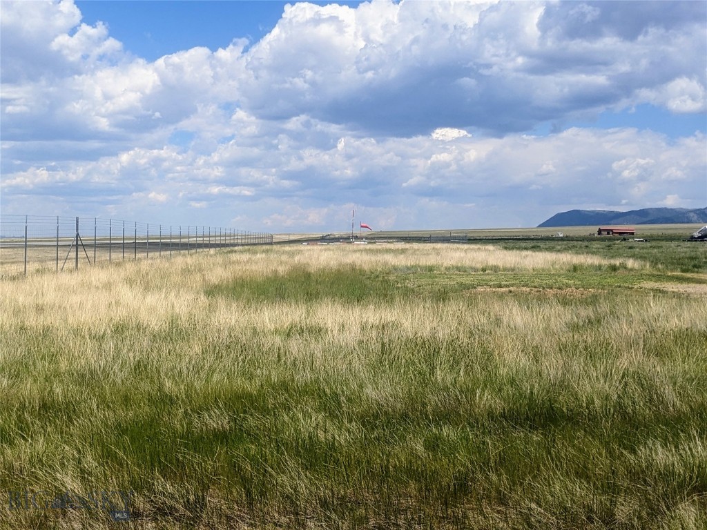 Shining Mountain Airpark - Land
