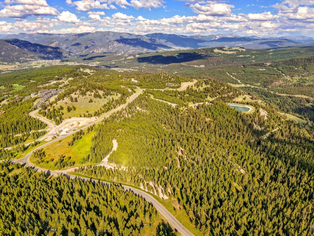 Ranches Neighborhood - Land