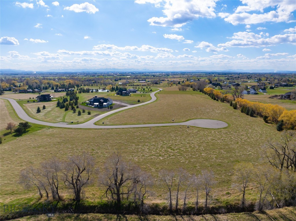 Bridger Lake Meadows - Land