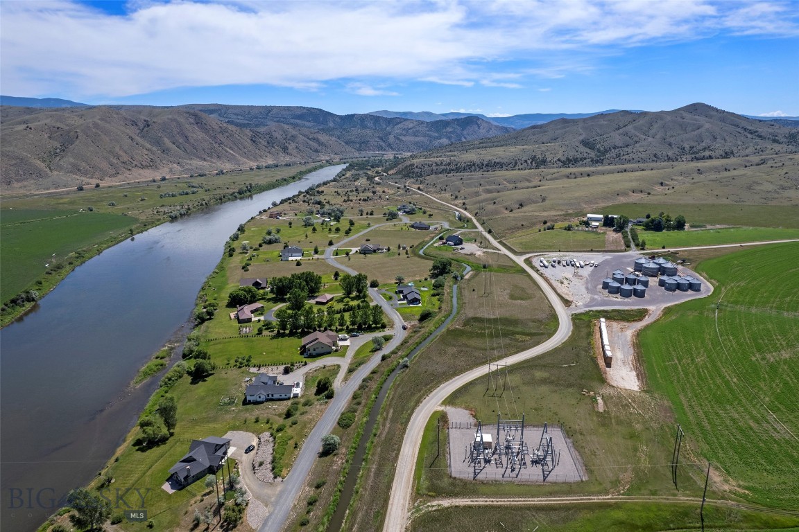 Missouri River Rendezvous - Land