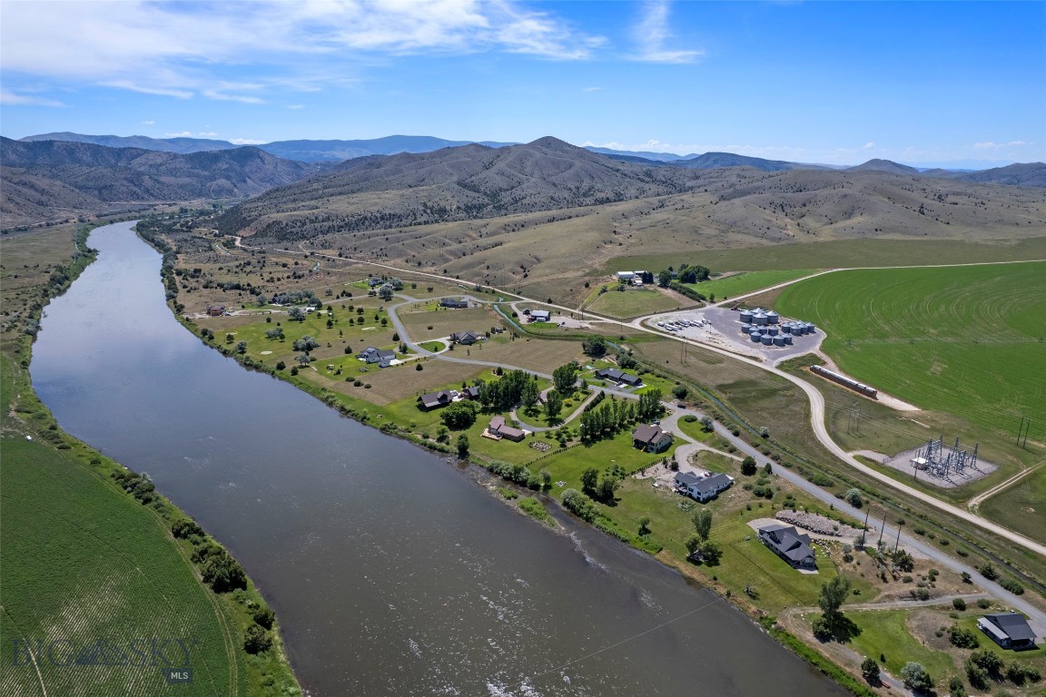 Missouri River Rendezvous - Land