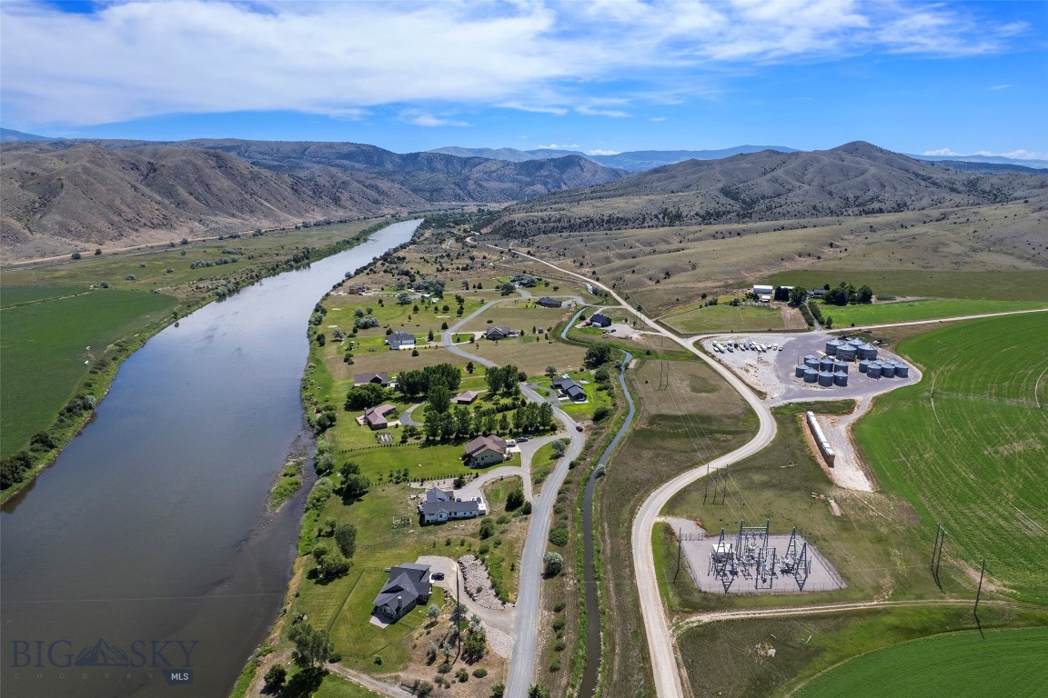 Missouri River Rendezvous - Land