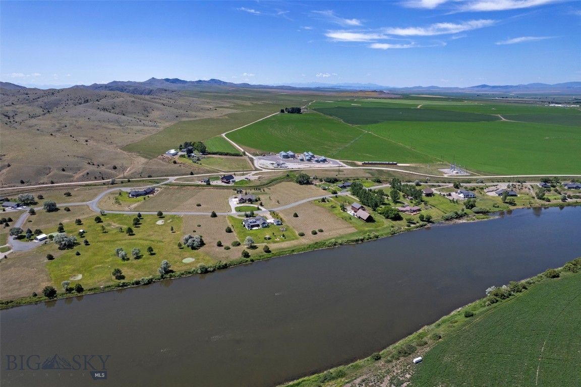 Missouri River Rendezvous - Land