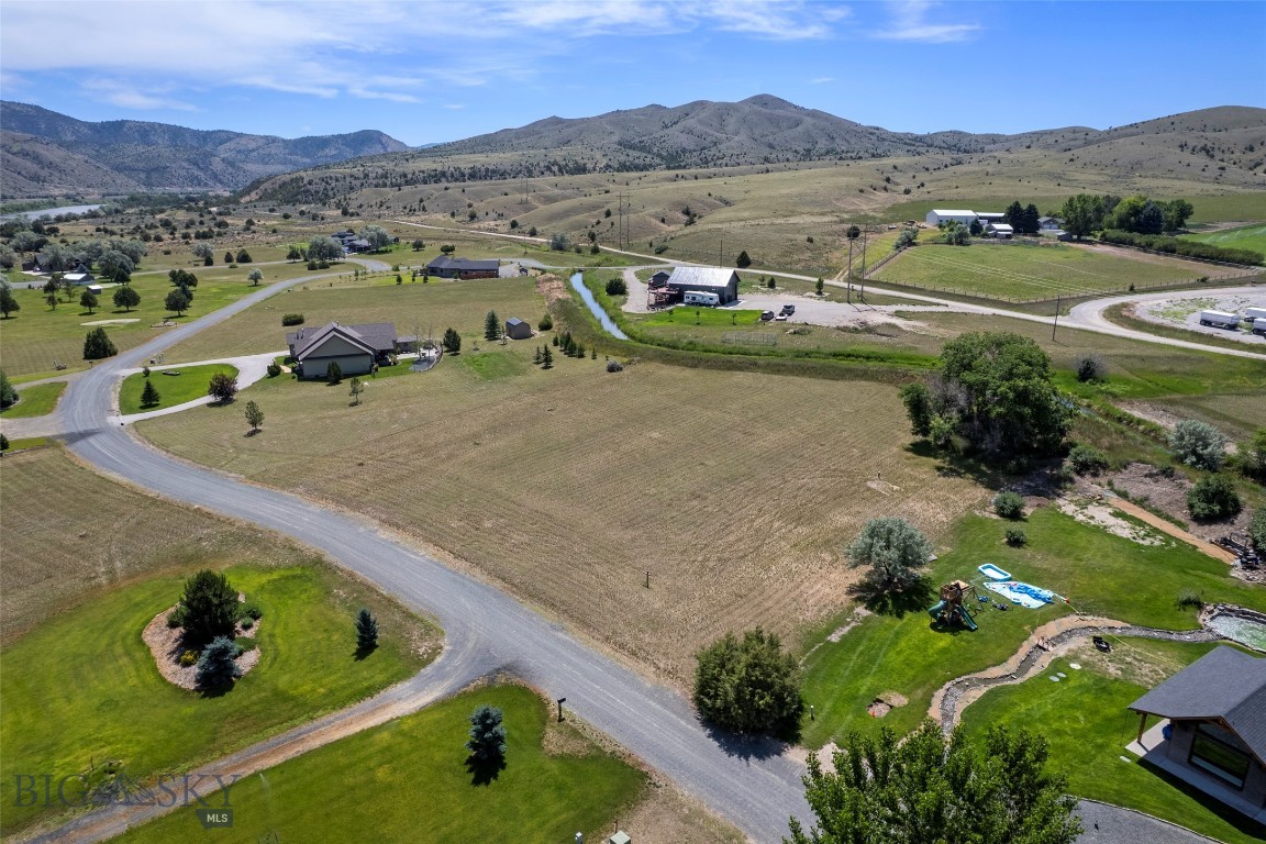 Missouri River Rendezvous - Land