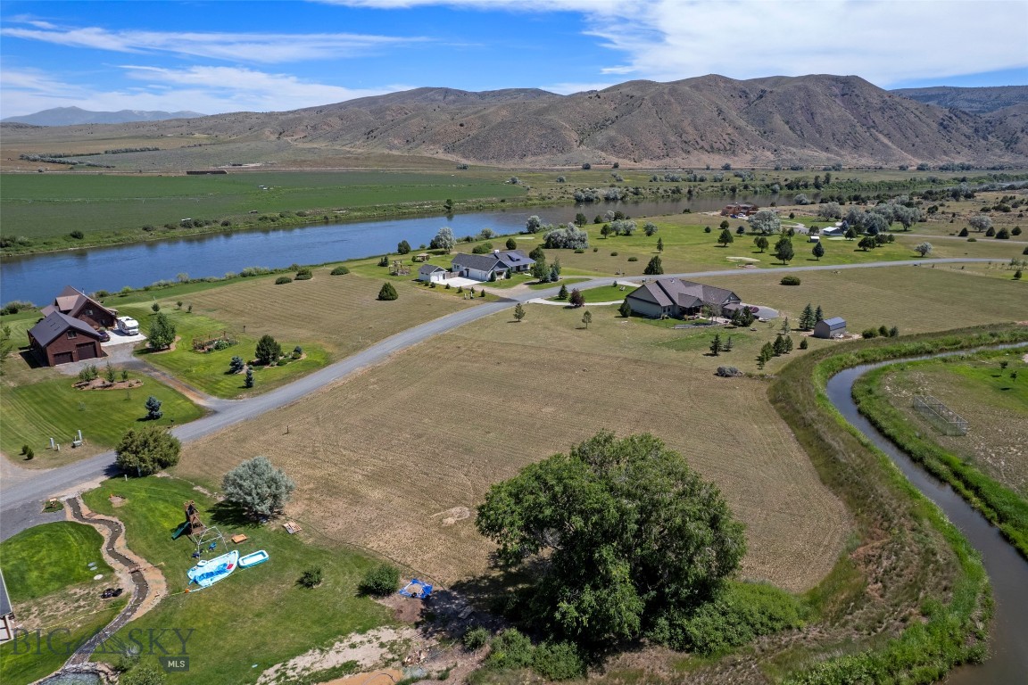 Missouri River Rendezvous - Land