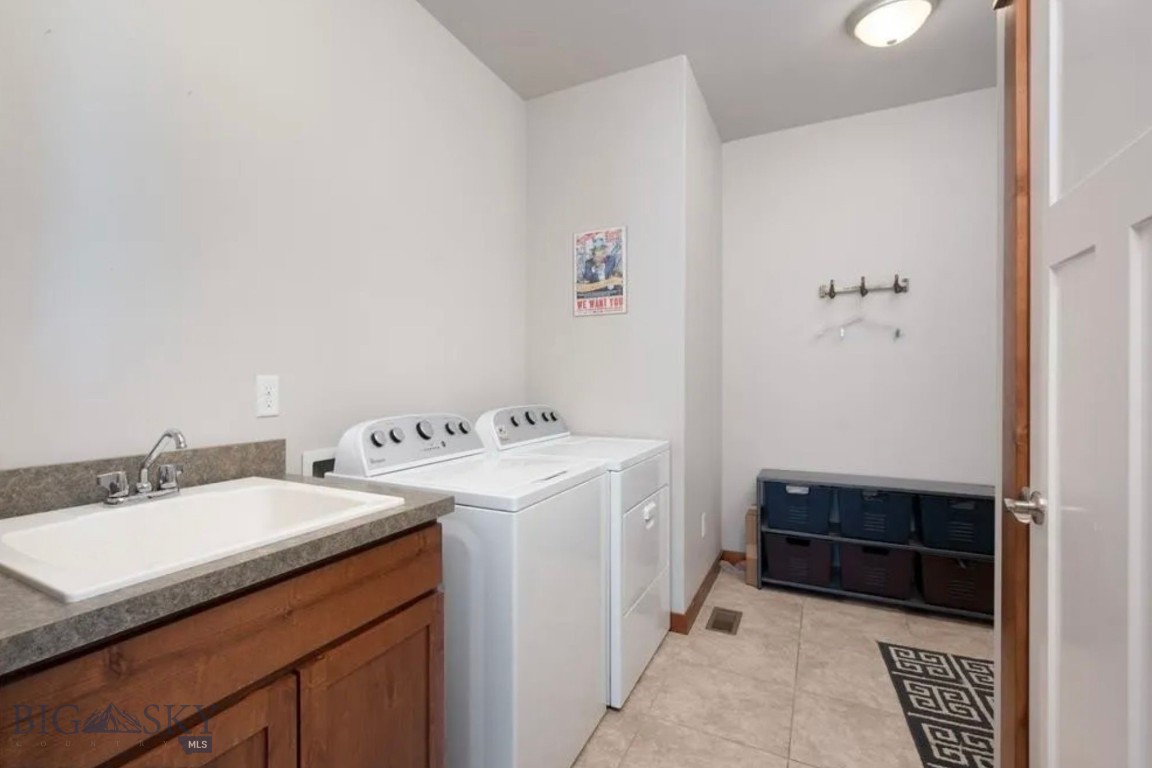 Oak Meadows - Residential