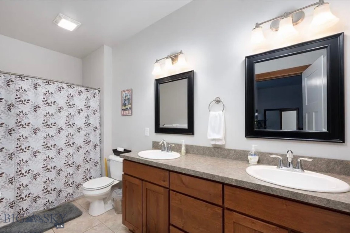 Oak Meadows - Residential