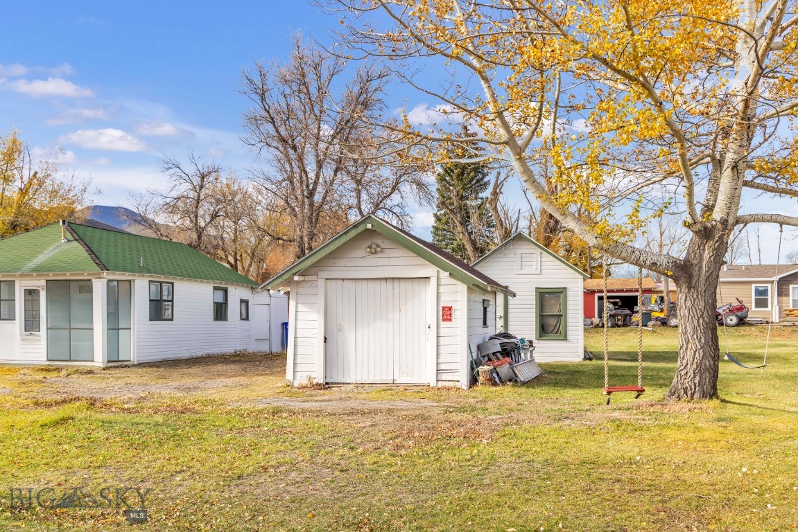 Acreville Addition - Land