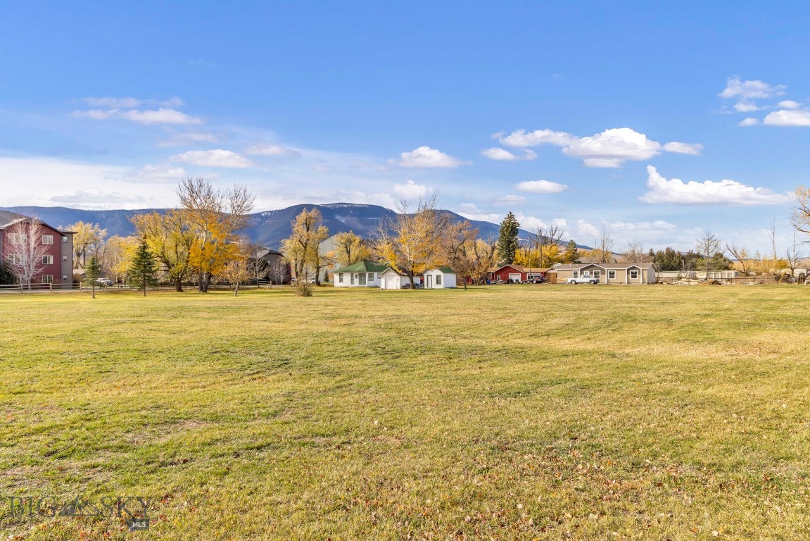 Acreville Addition - Land