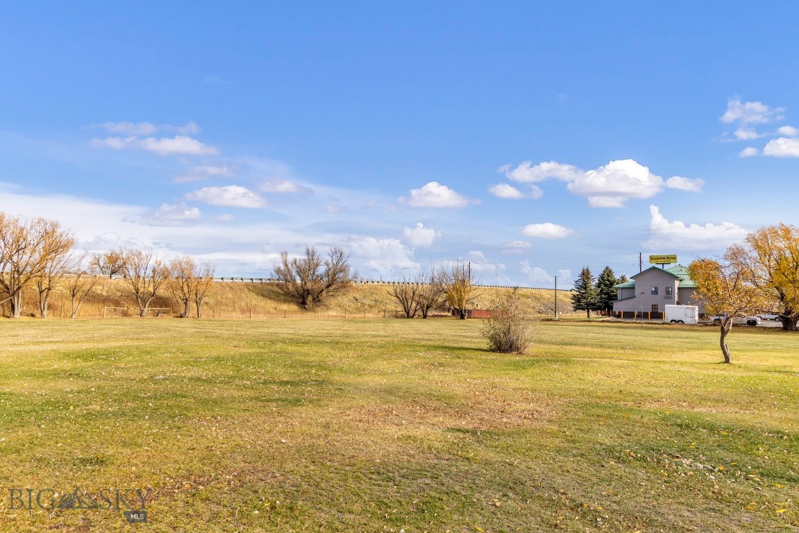 Acreville Addition - Land