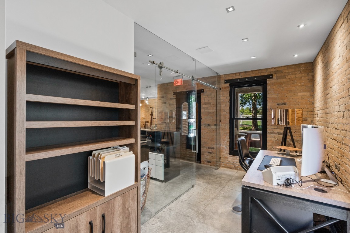 Rouse Additions - Commercial Sale