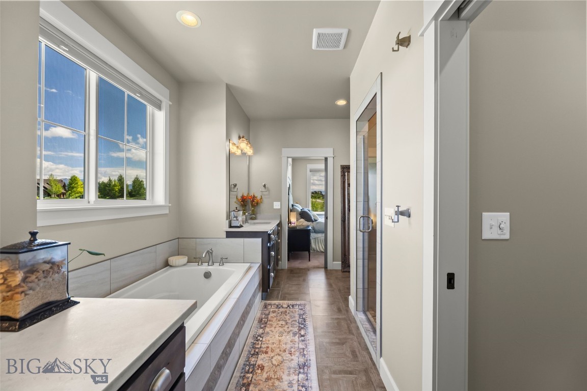 Middle Creek Parklands - Residential