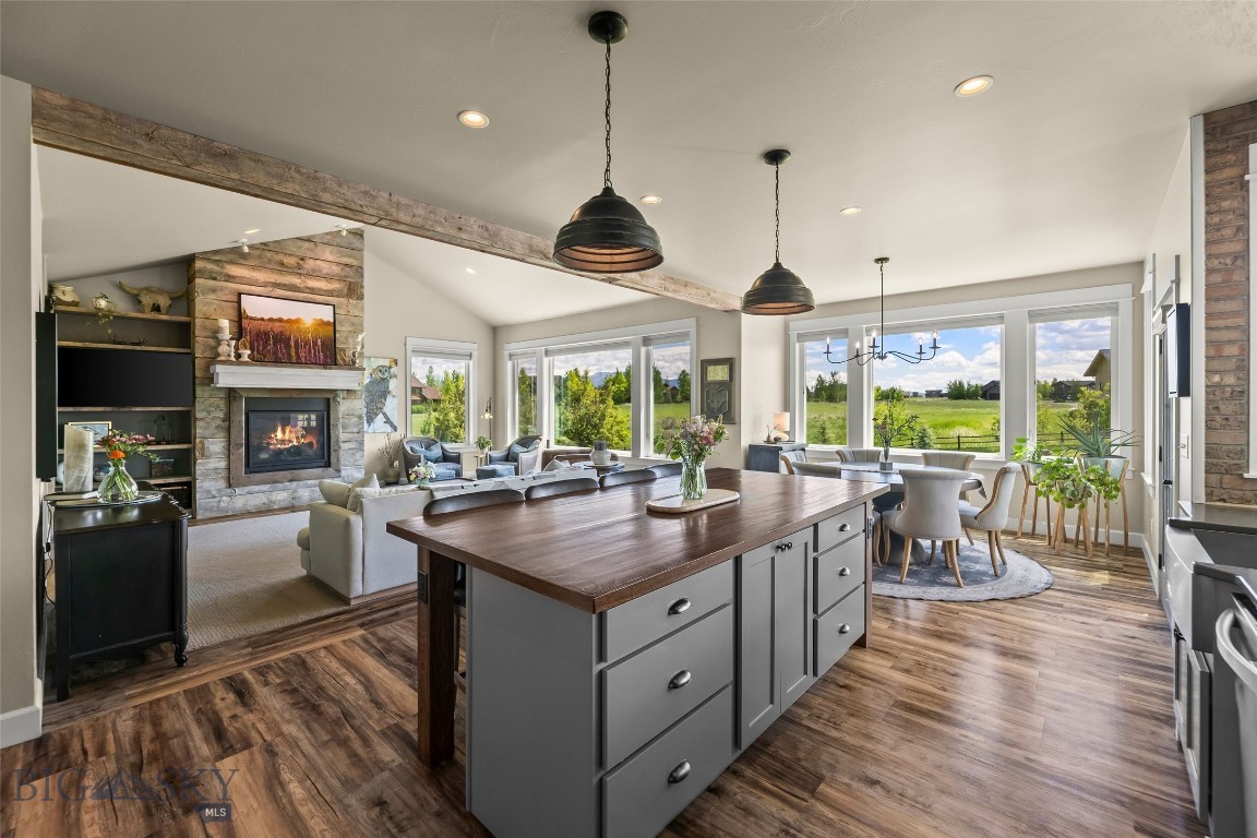 Middle Creek Parklands - Residential