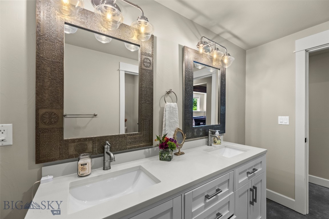 Middle Creek Parklands - Residential