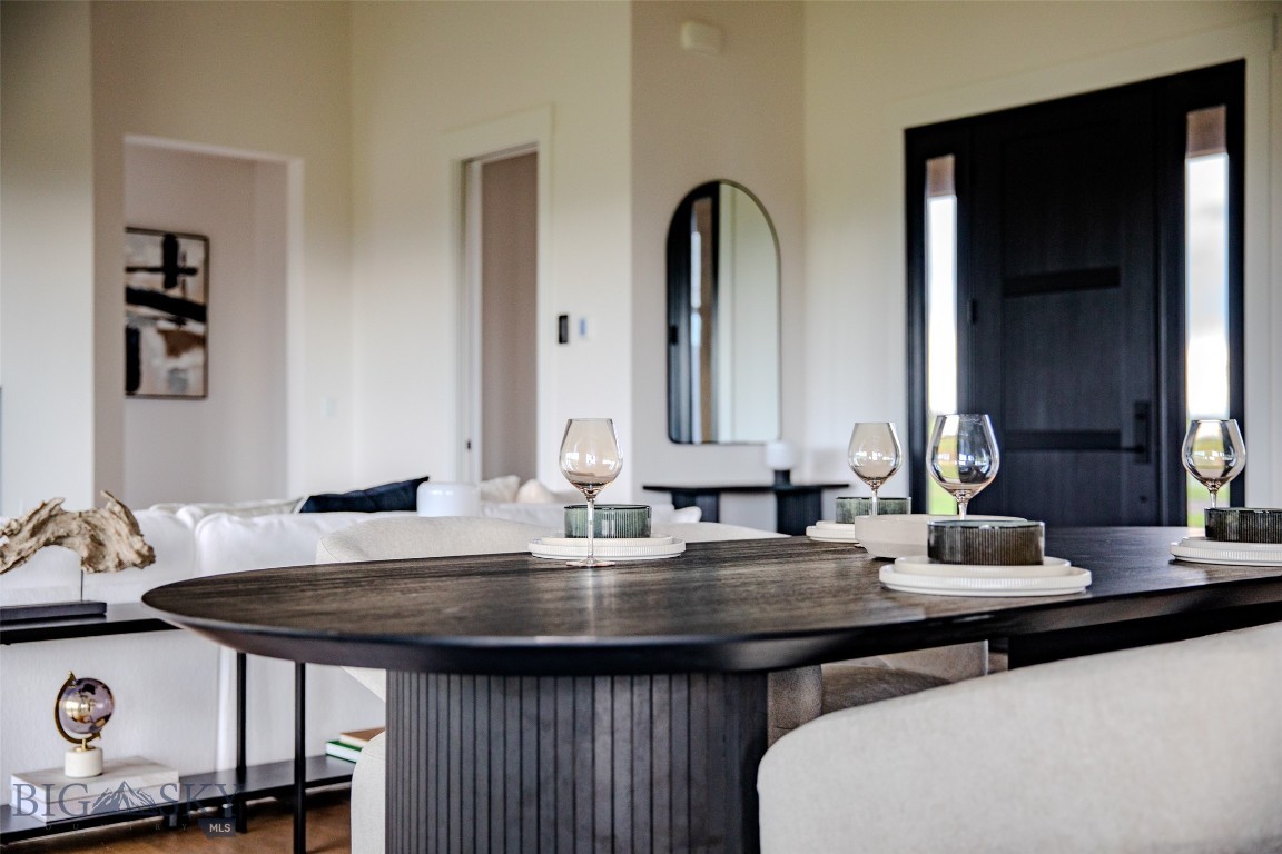 Amsterdam Village - Residential