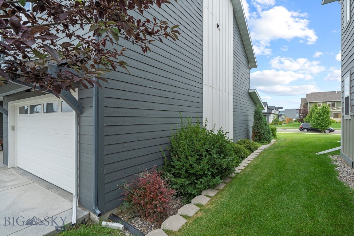 Flanders Creek - Residential