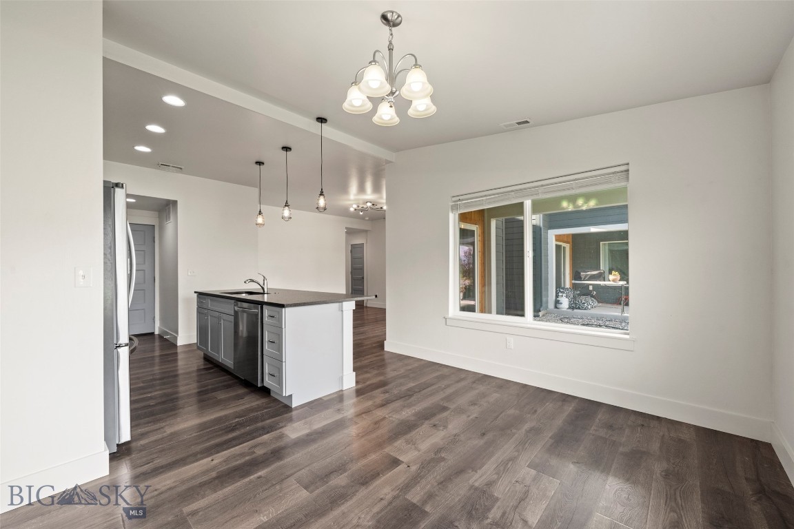 Flanders Creek - Residential