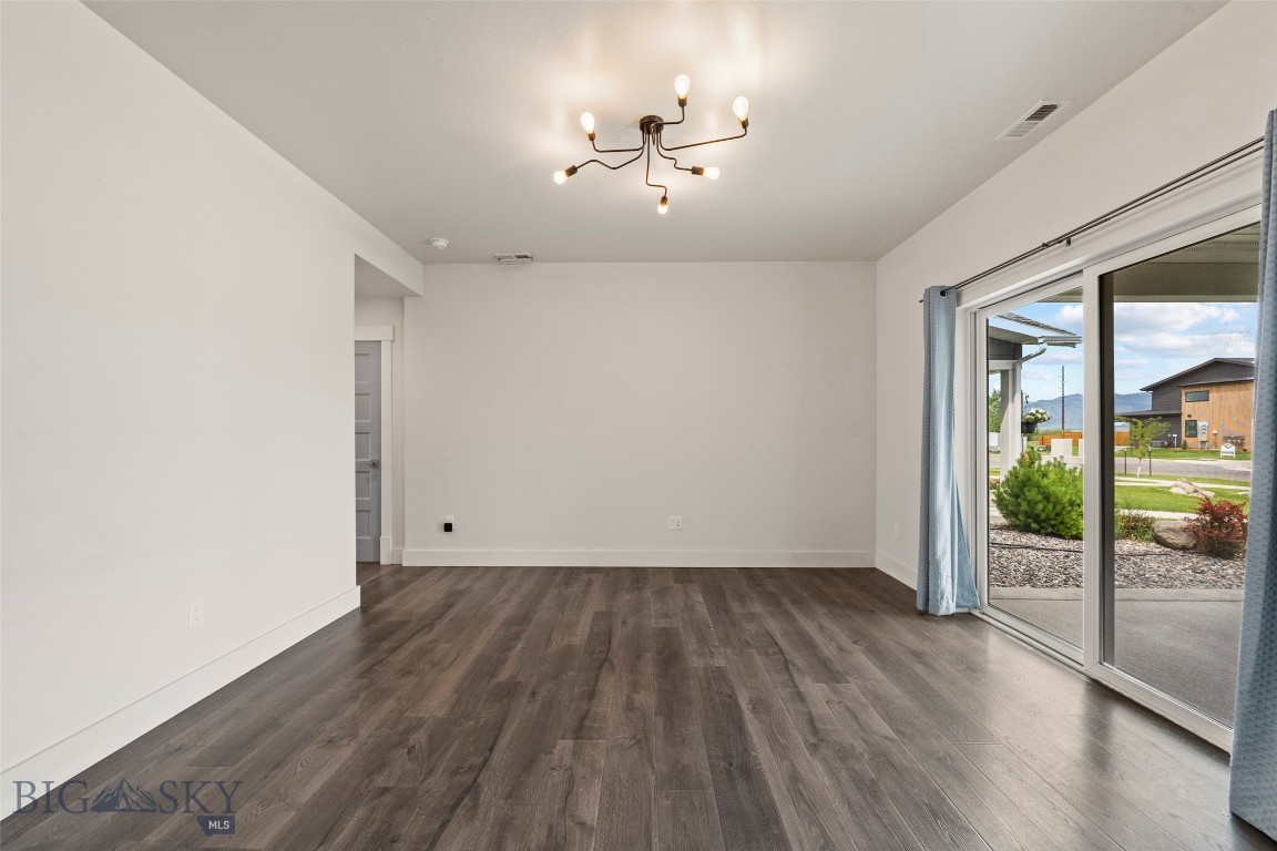 Flanders Creek - Residential