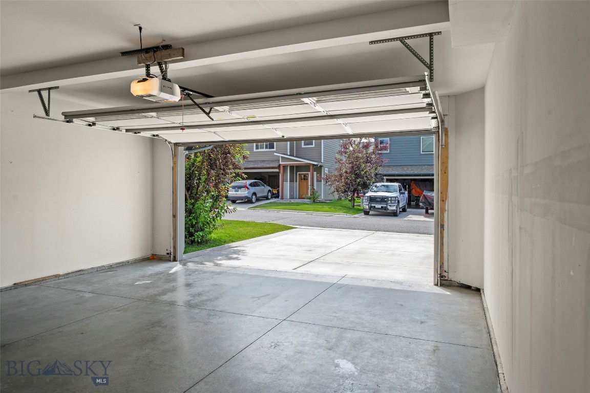 Flanders Creek - Residential