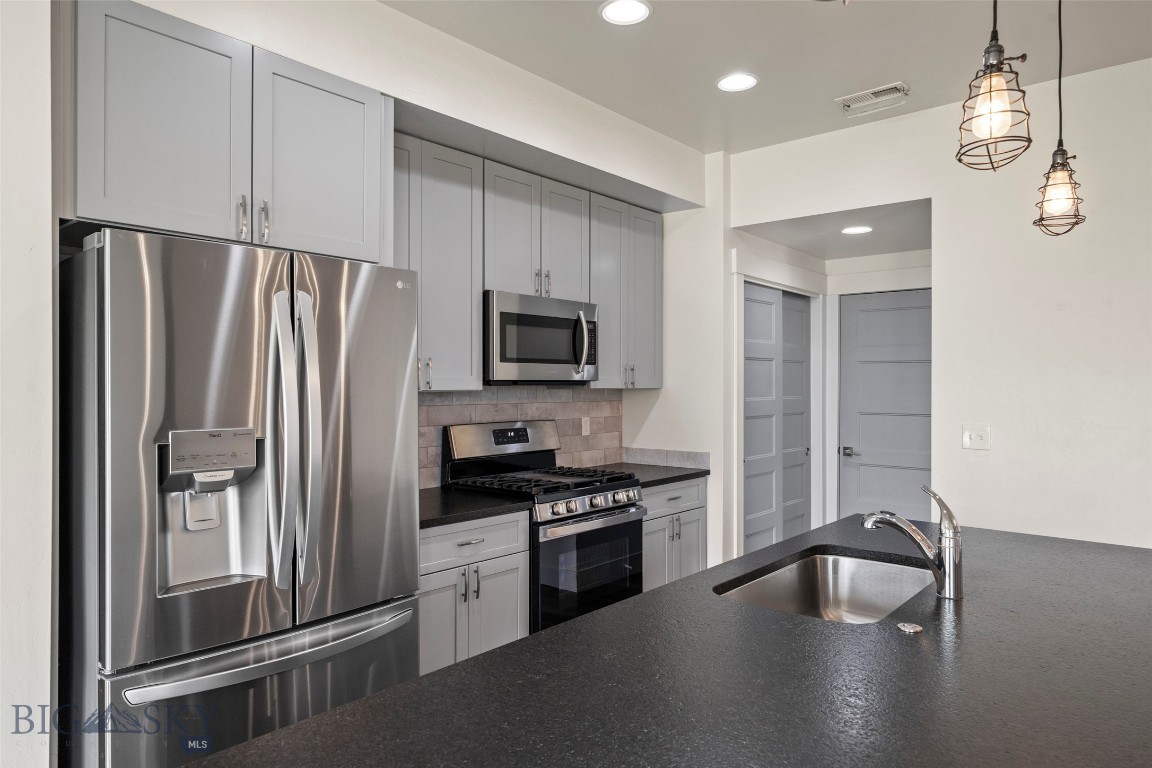 Flanders Creek - Residential