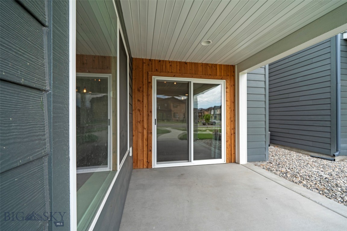 Flanders Creek - Residential
