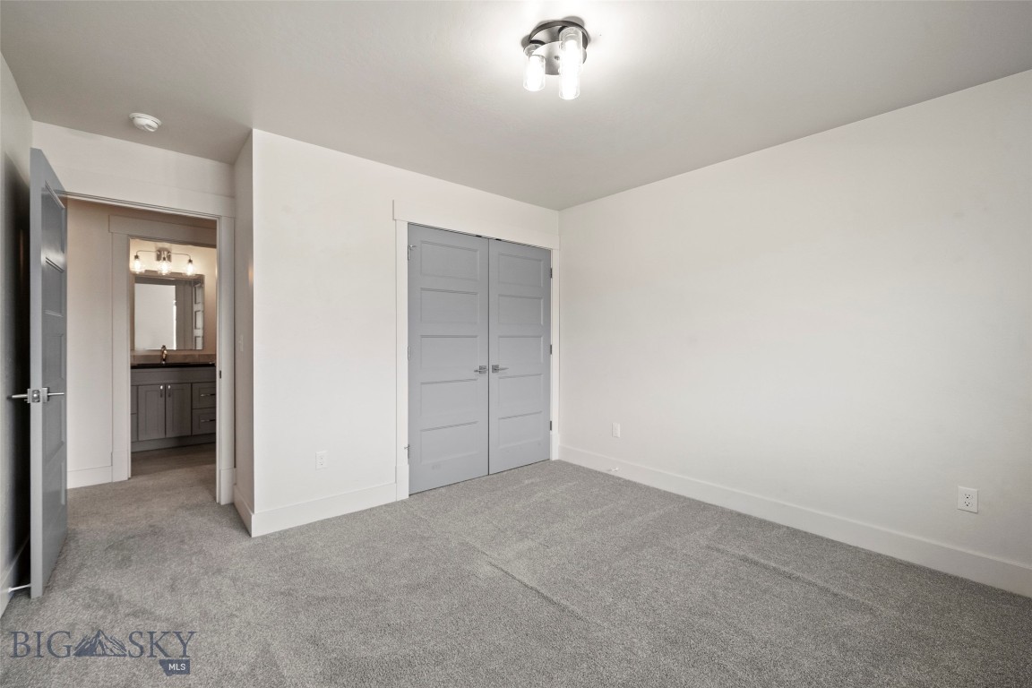 Flanders Creek - Residential