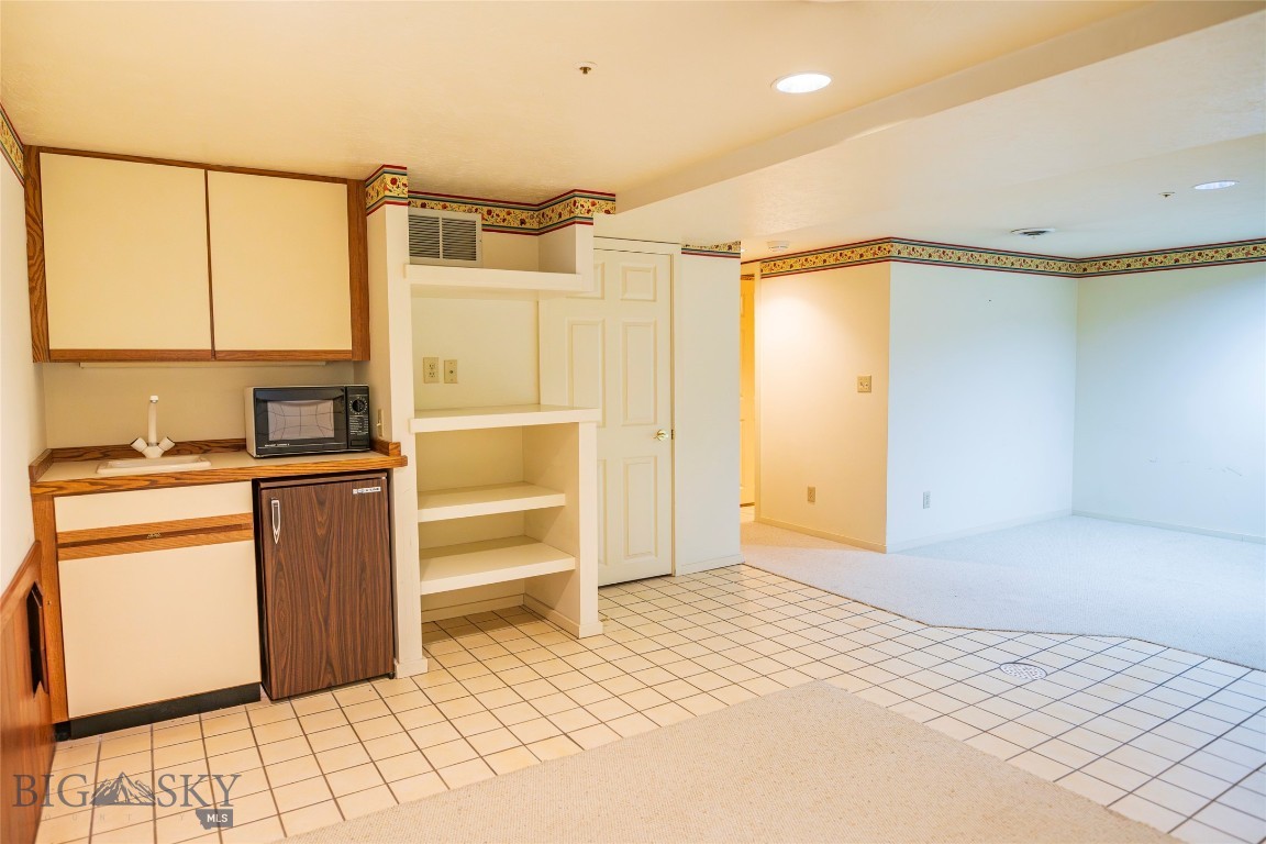 Tracys Additions - Commercial Sale