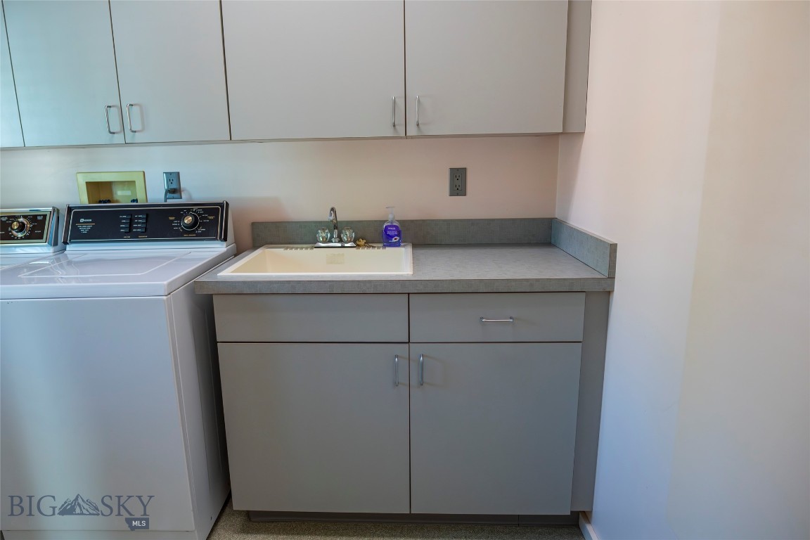 Tracys Additions - Commercial Sale