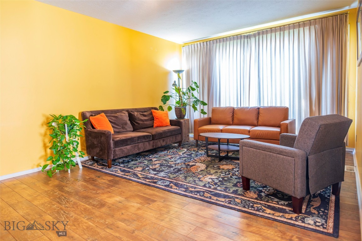 Tracys Additions - Commercial Sale