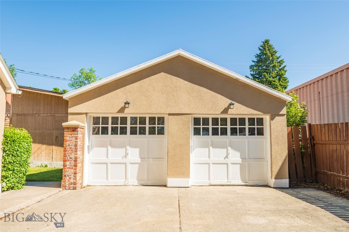 Tracys Additions - Commercial Sale