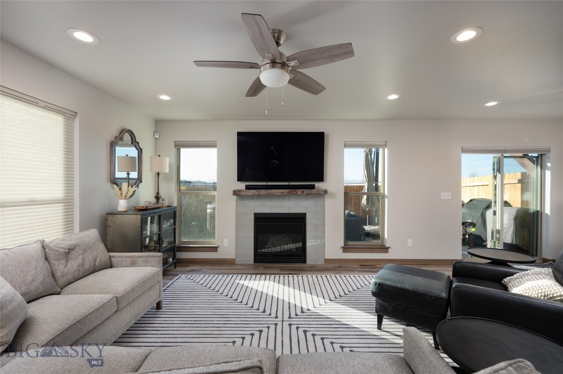 Cloverleaf Meadows - Residential