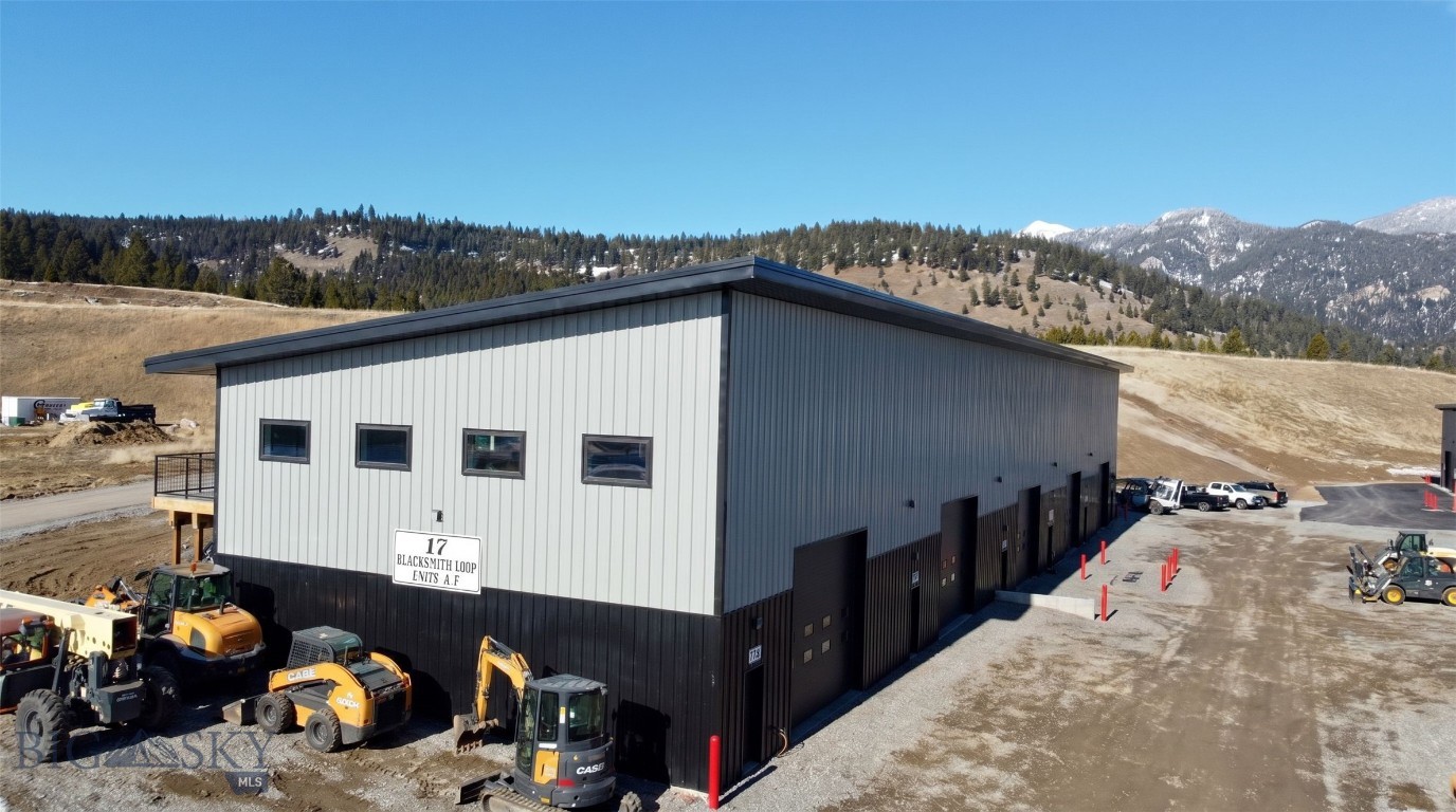 Blackfoot Hills - Commercial Sale