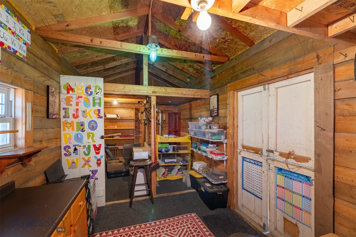 Ponderosa Pines - Residential