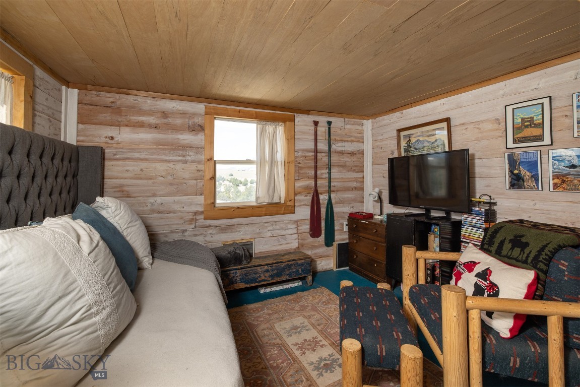 Ponderosa Pines - Residential
