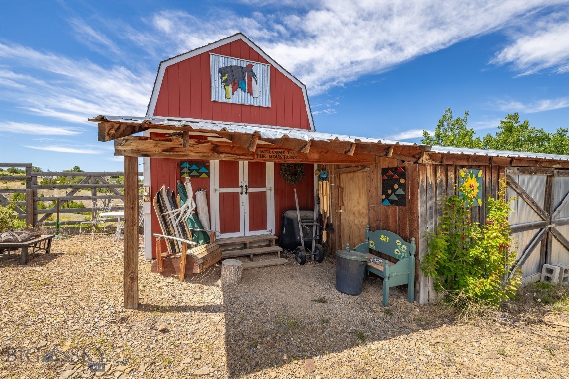 Ponderosa Pines - Residential