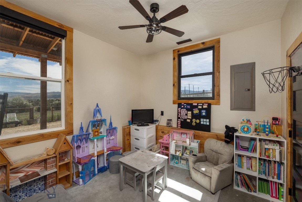 Ponderosa Pines - Residential
