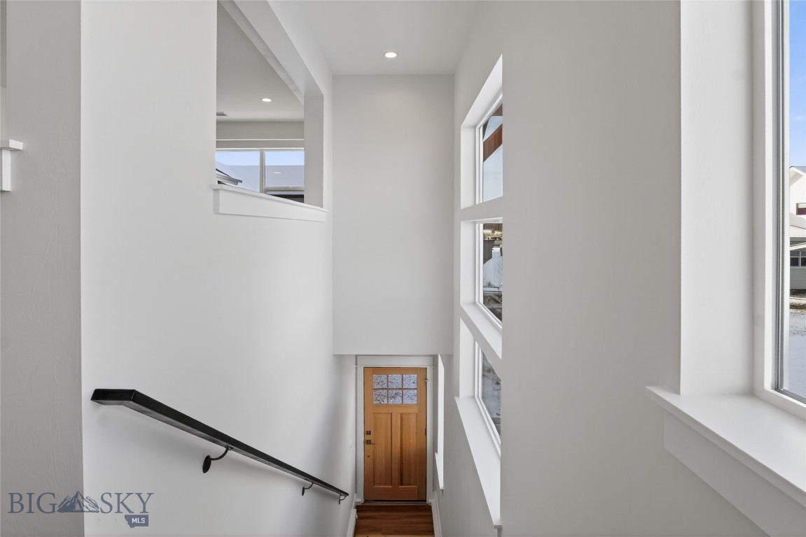 The Lakes at Valley West - Residential