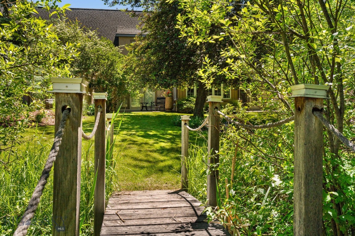 River Glen Condo - Residential