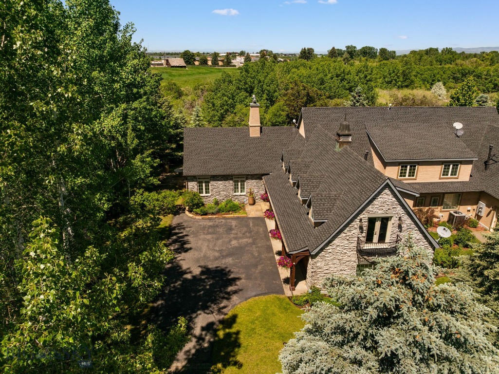River Glen Condo - Residential