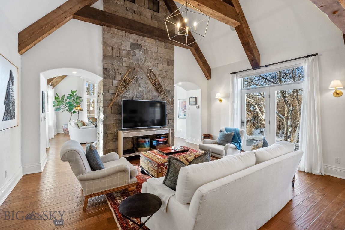 River Glen Condo - Residential