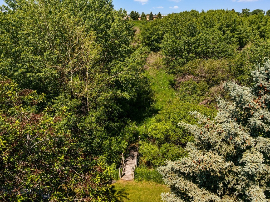 River Glen Condo - Residential